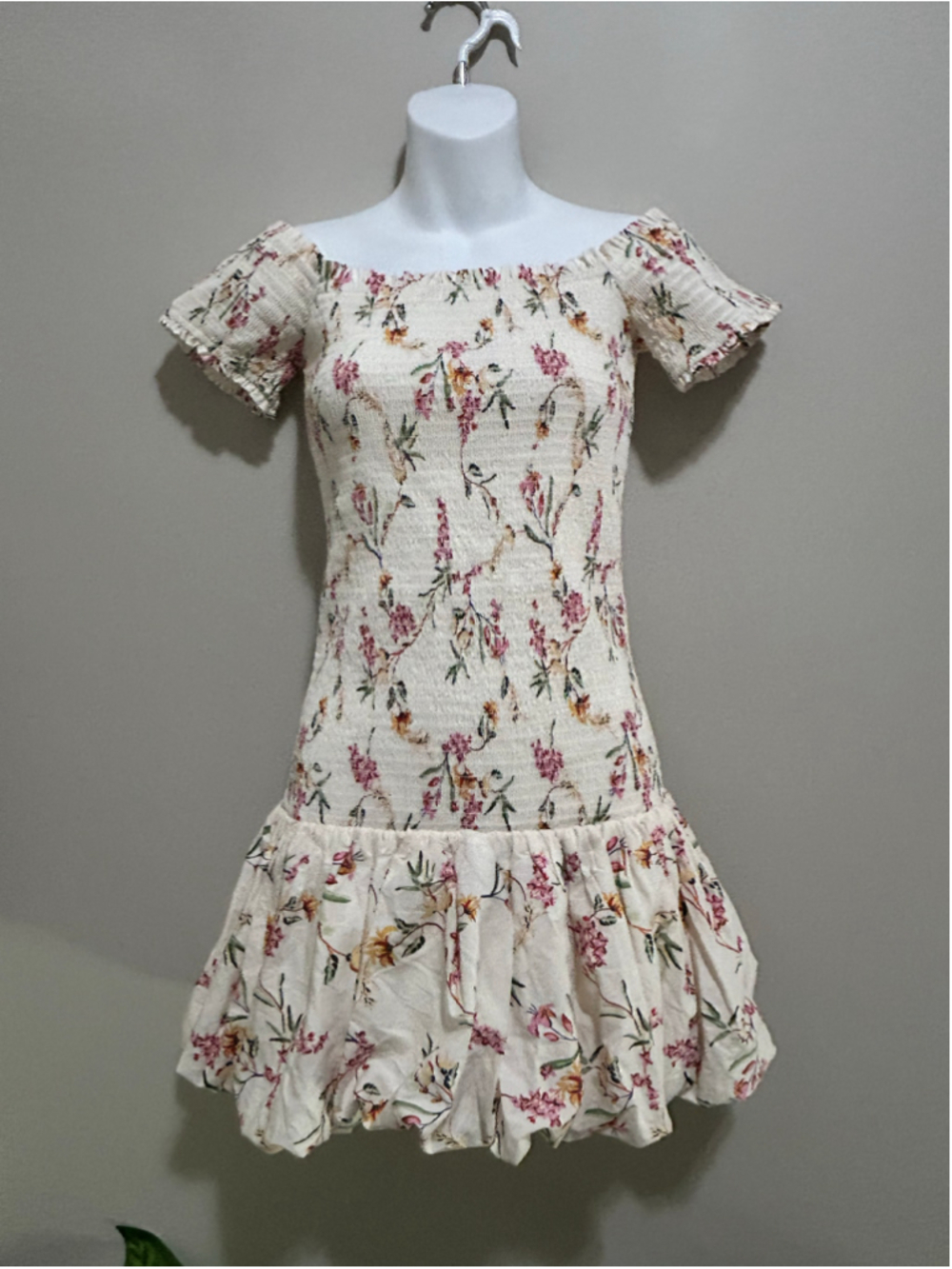 Women's Floral Mini Dress Beige Pink